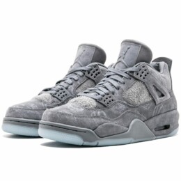 Air Jordan - Air Jordan 4 Retro Kaws