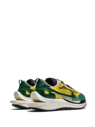 Nike - Nike Vaporwaffle sacai Tour Yellow Stadium Green