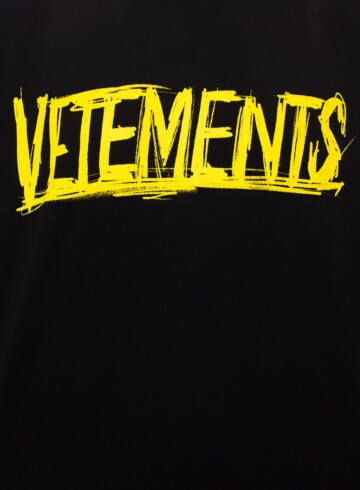 VETEMENTS - VETEMENTS Black Logo T-shirt