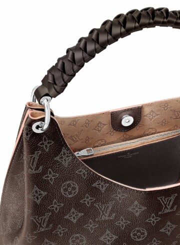 Louis Vuitton - Louis Vuitton Carmel hobo bag